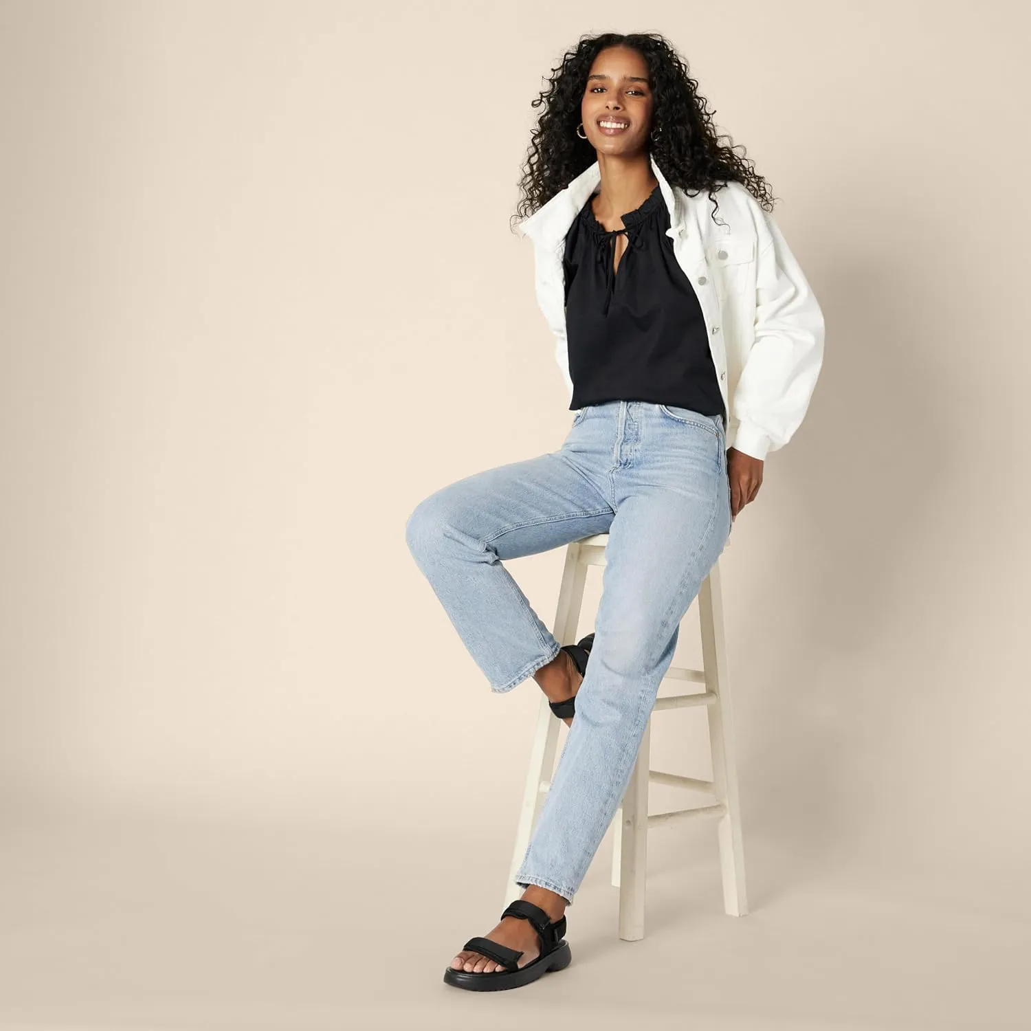 Amazon Essentials Women's Relaxed-Fit Cotton Sateen Flutter Sleeve Blouse
