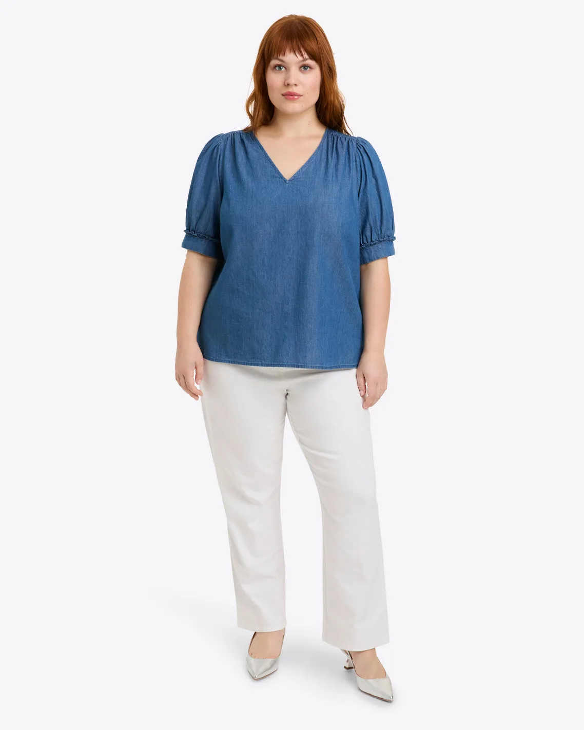 Heidi V-Neck Top in Chambray