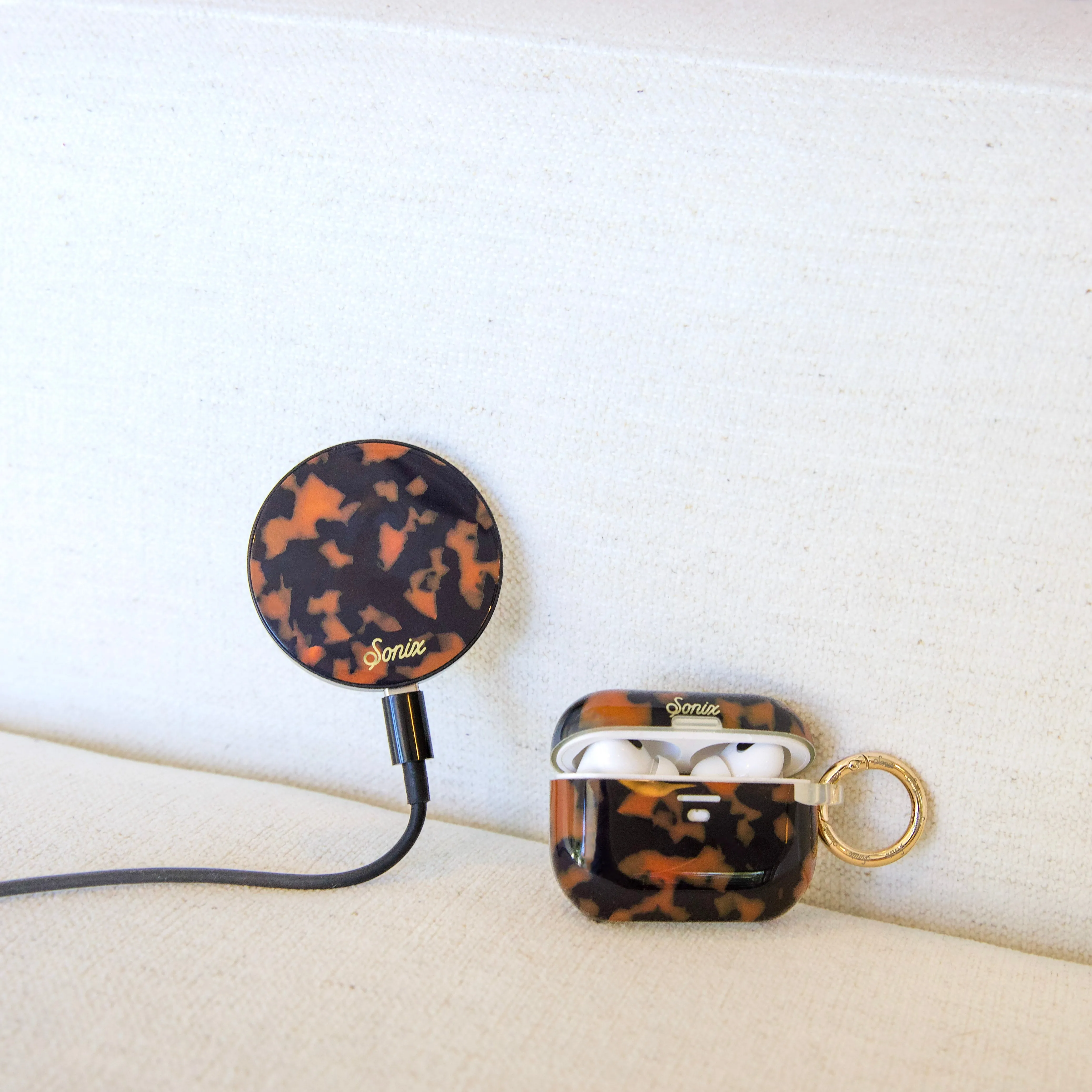 MAGNETIC LINK™ Charger - Brown Tort