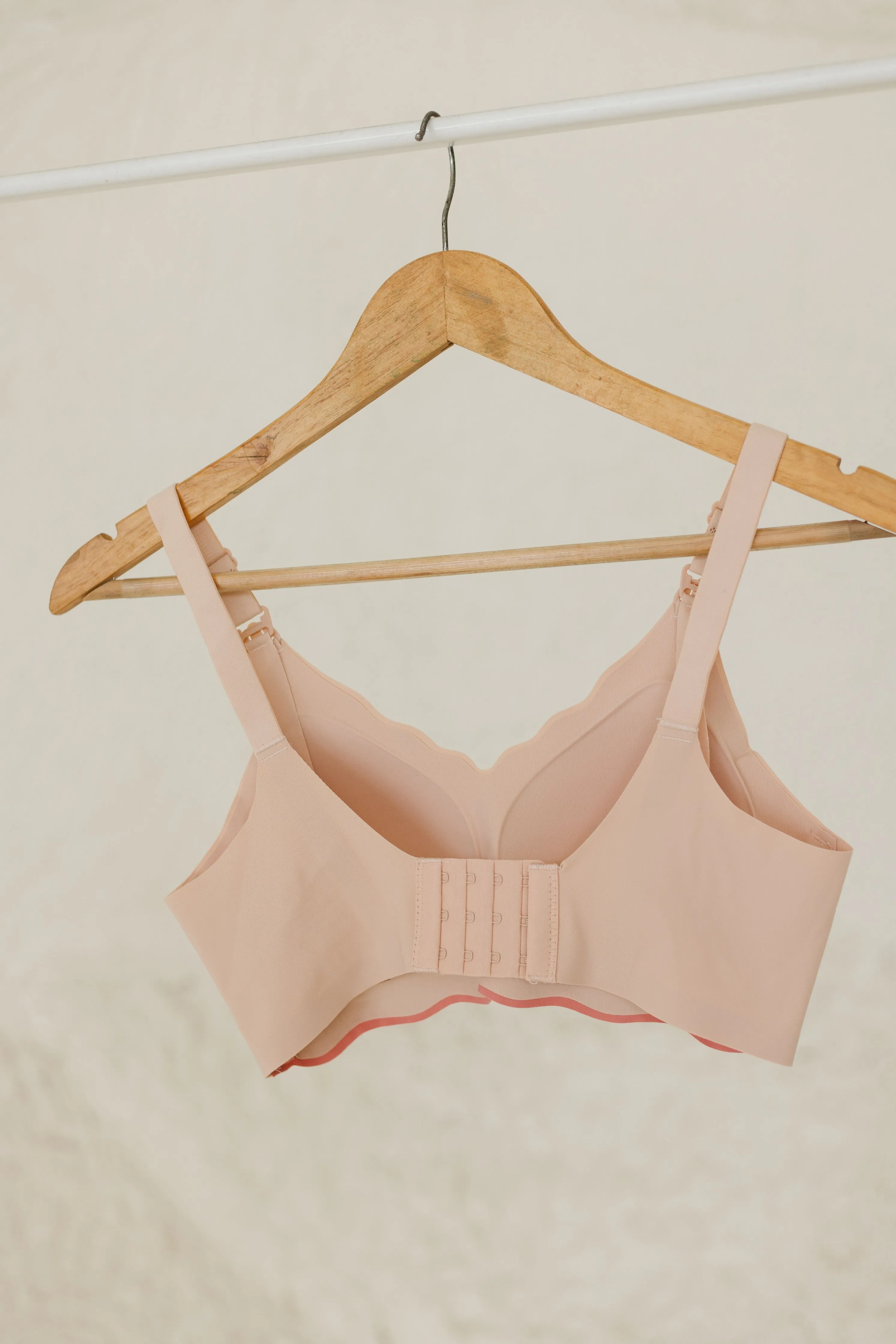 Maisie Maternity Wireless Scalloped Nursing Bra